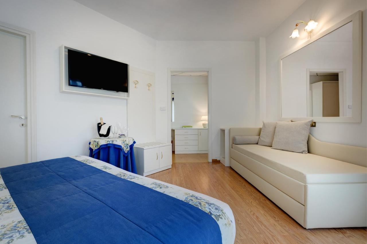 Hotel Cavalieri Palace & Suites Lido di Jesolo Luaran gambar