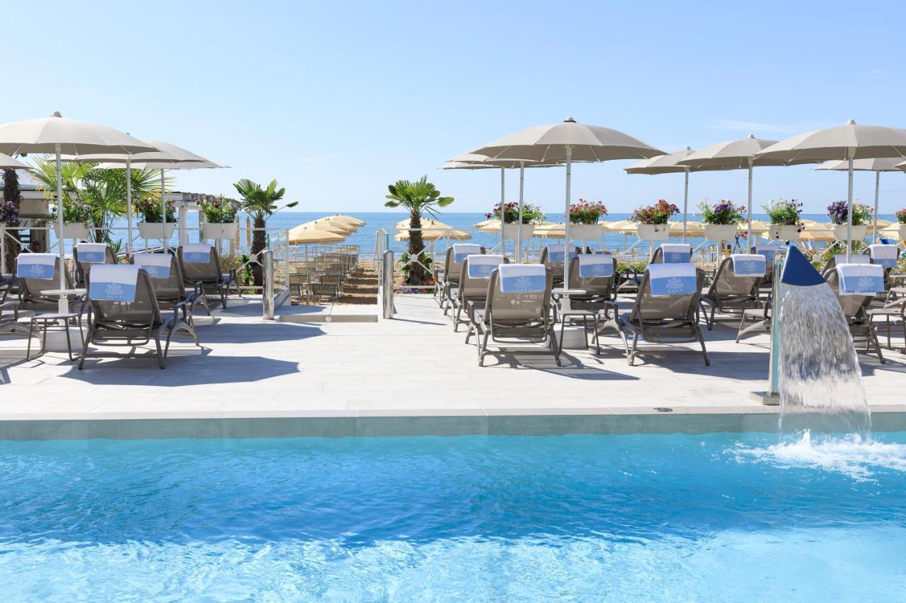 Hotel Cavalieri Palace & Suites Lido di Jesolo Luaran gambar
