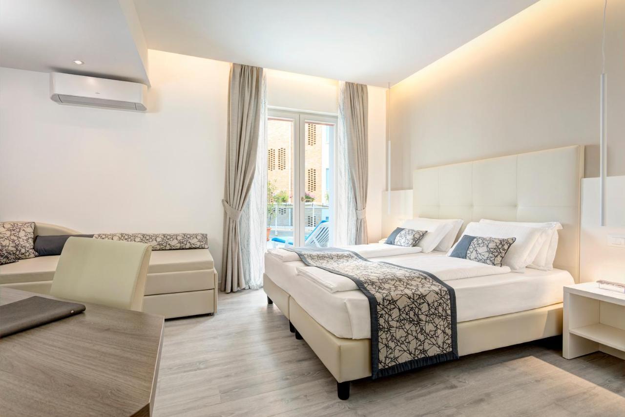 Hotel Cavalieri Palace & Suites Lido di Jesolo Luaran gambar