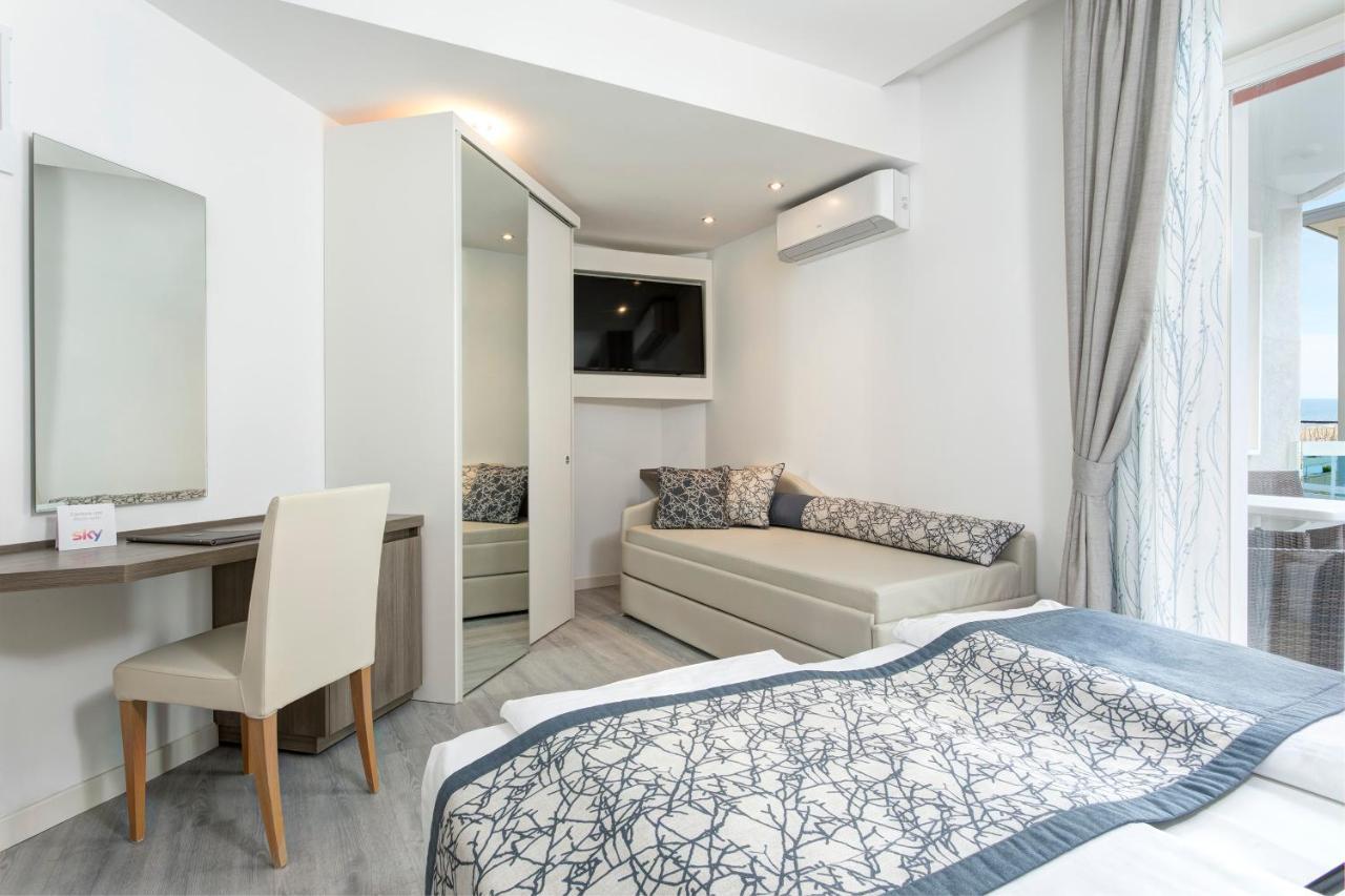 Hotel Cavalieri Palace & Suites Lido di Jesolo Luaran gambar