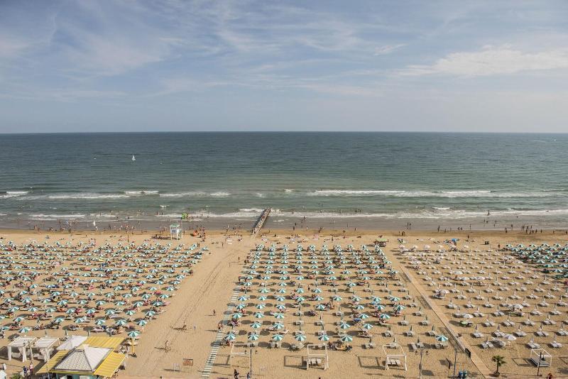 Hotel Cavalieri Palace & Suites Lido di Jesolo Luaran gambar